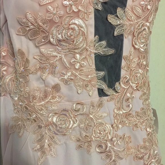 Faux pearl embroidered gown size large - Picture 7 of 8